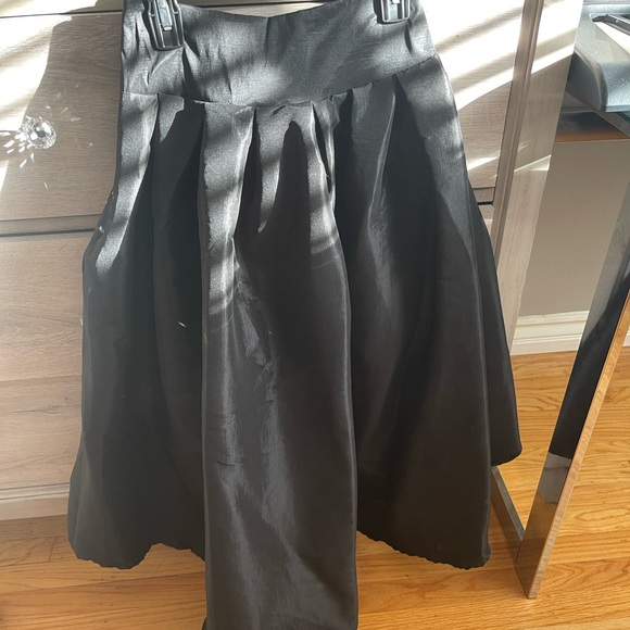 Black high low skirt - Picture 7 of 11